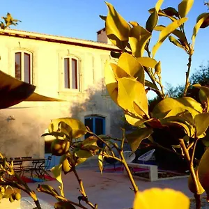 2* Bed & Breakfast Le Mas Montredon